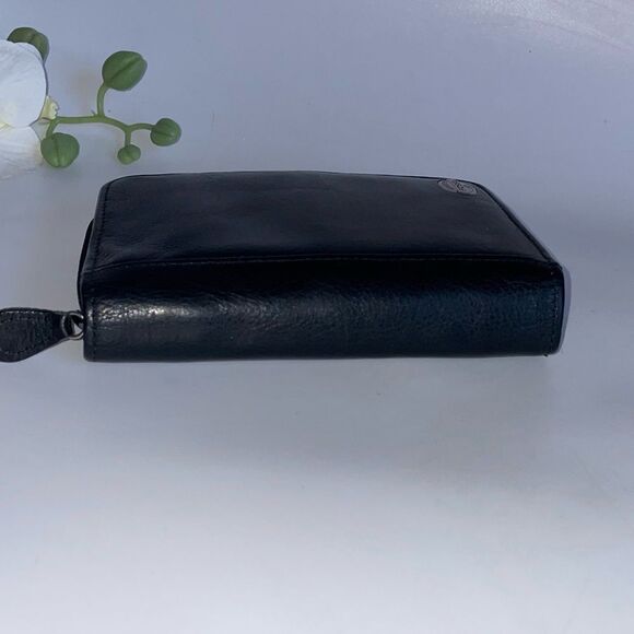 Fossil Black Leather Phone Wallet - Picture 3 of 6